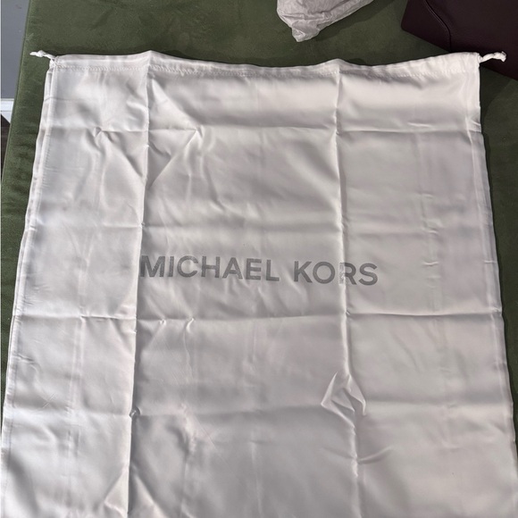 Michael Kors Dark Purple Leather Shoulder Bag - Picture 4 of 6